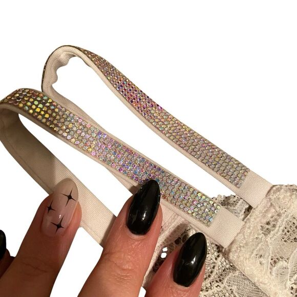Victoria’s Secret Women’s L Double Shine‎ Rhinestone Strap Lace Thong White New - Picture 6 of 8